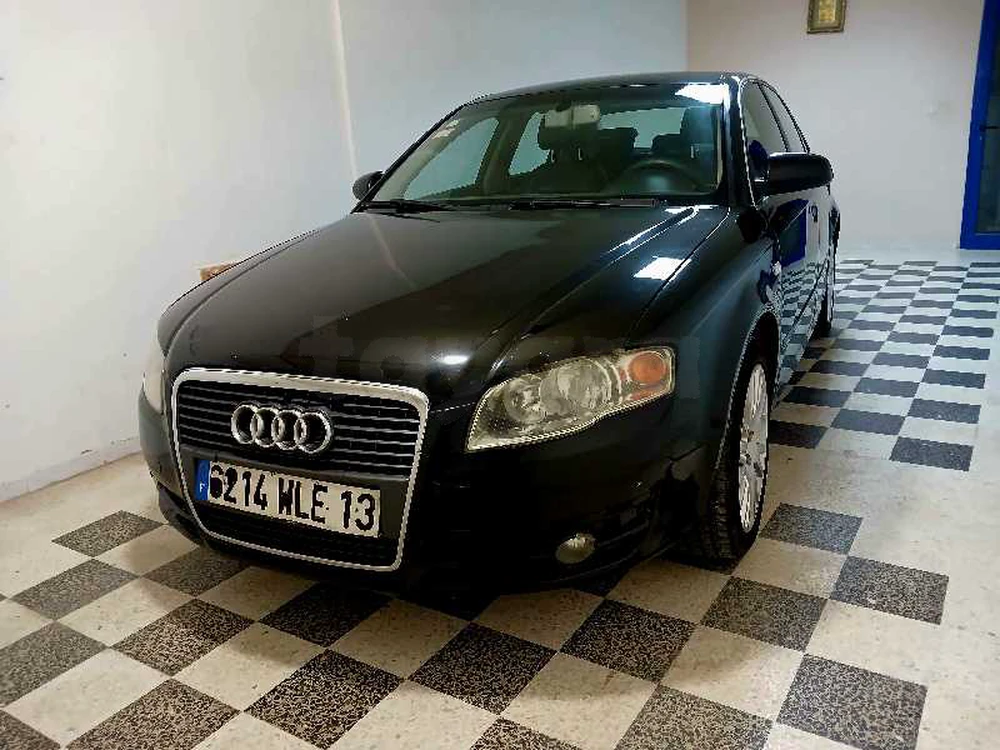 Carte voiture Audi A4