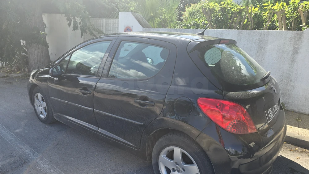Peugeot 207