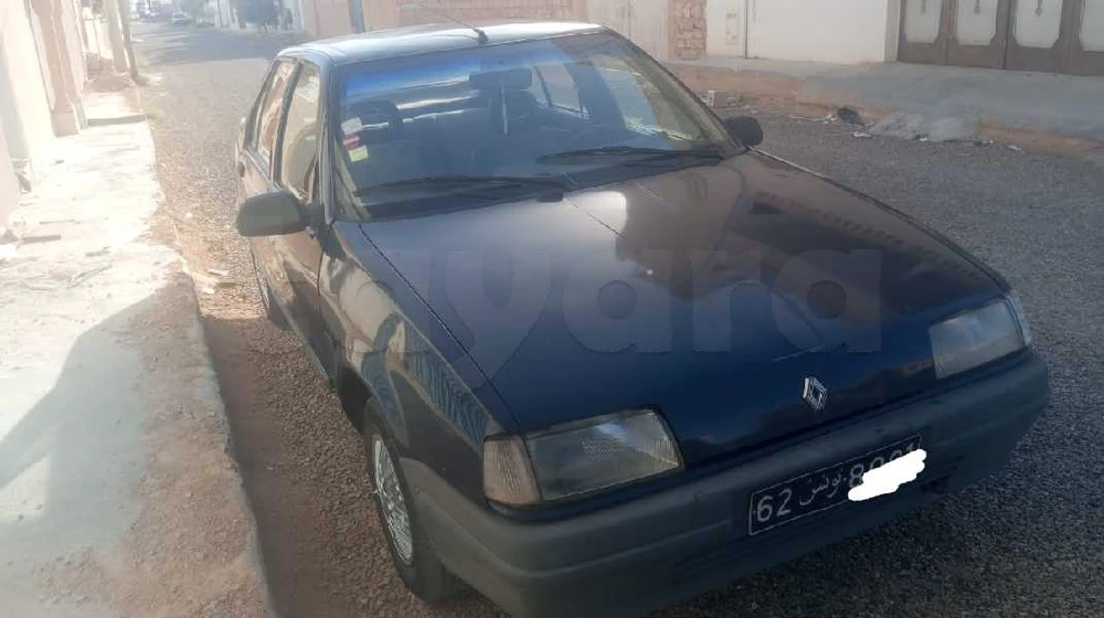 Renault 19
