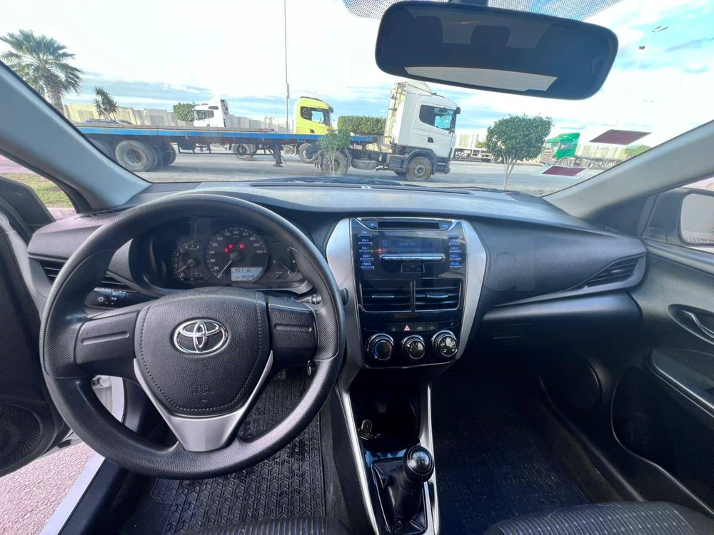 Carte voiture Toyota Yaris