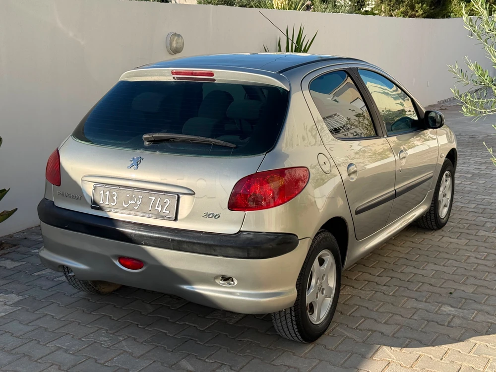 Peugeot 206