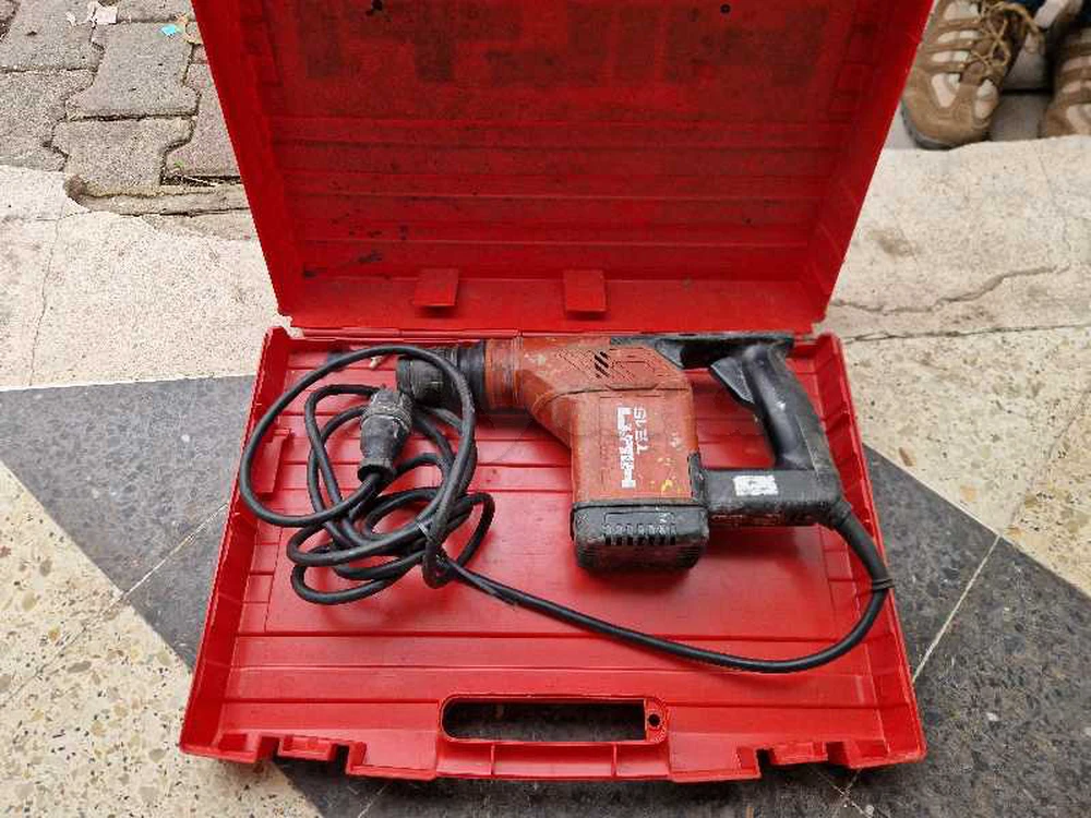 lots disqueuse + perforateur + disques