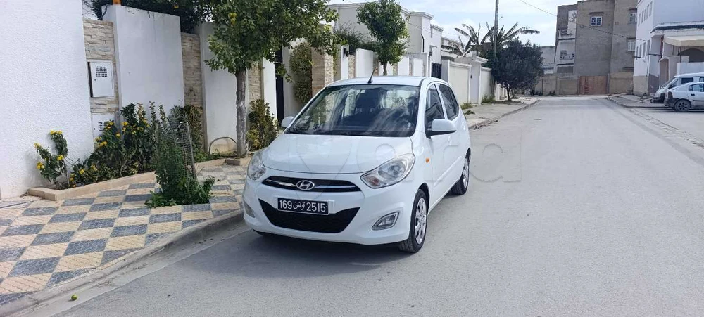 Carte voiture Hyundai i10