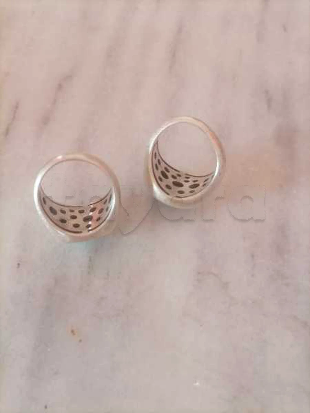 2 bags argent