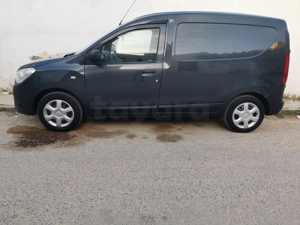 Carte voiture Dacia Dokker