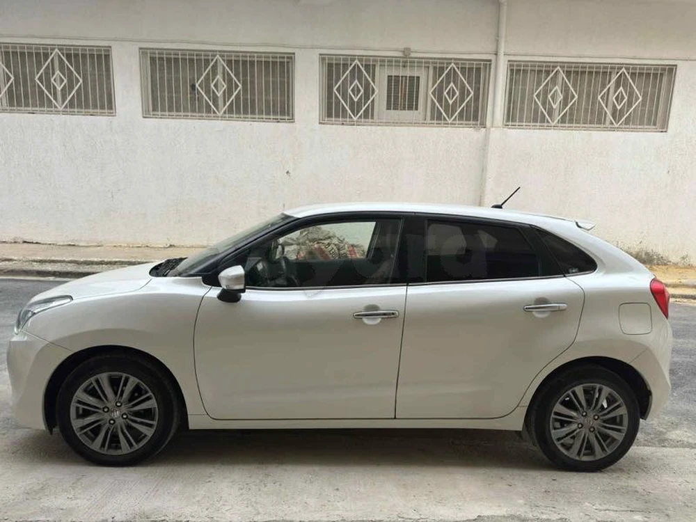 Carte voiture Suzuki Baleno