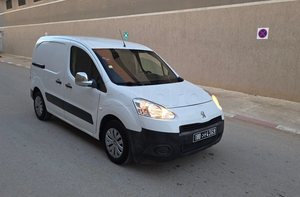 Carte voiture Peugeot Partner