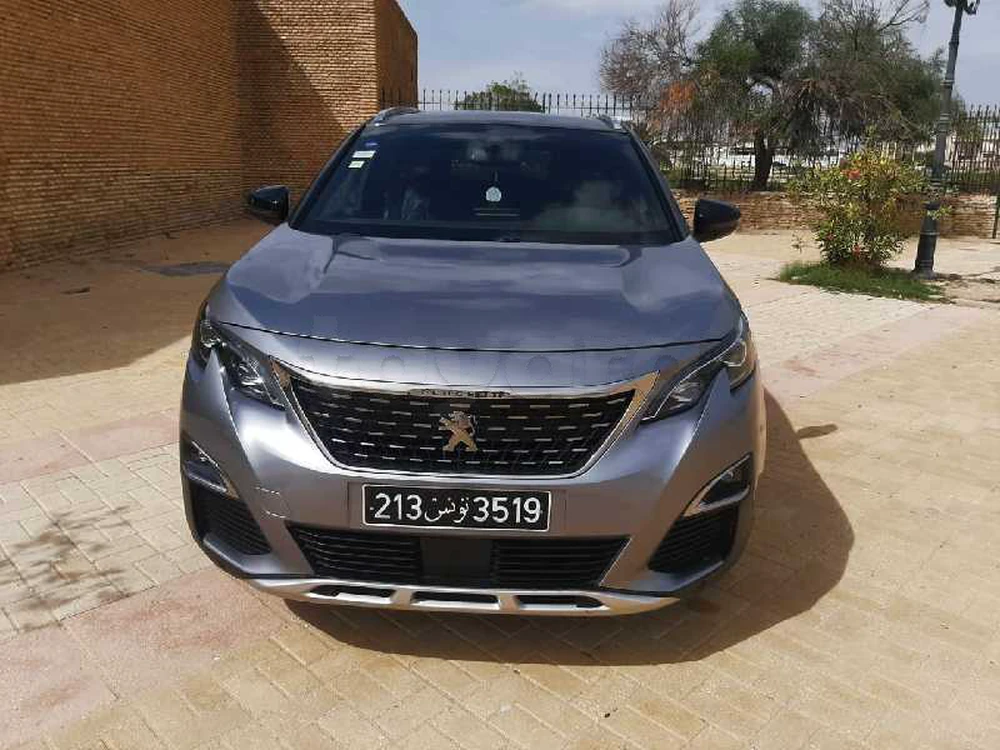 Peugeot 5008