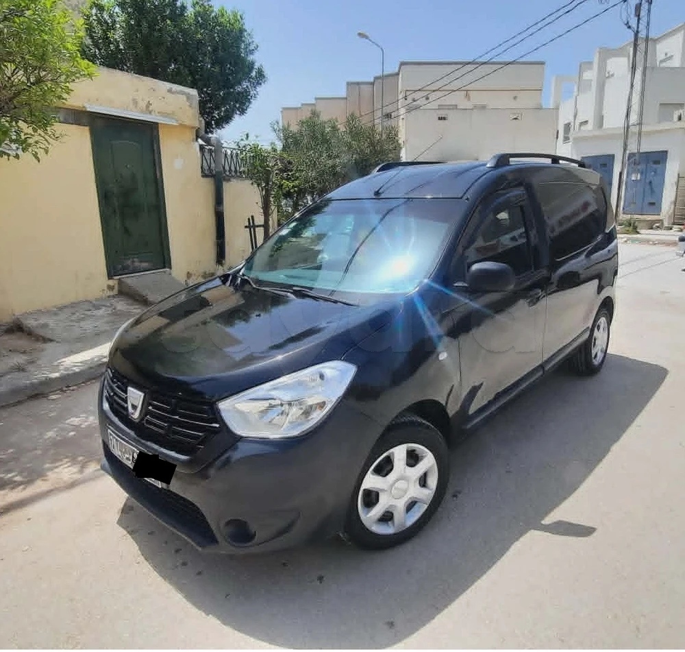 Carte voiture Dacia Dokker