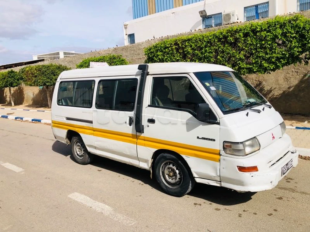 Mitsubishi Canter