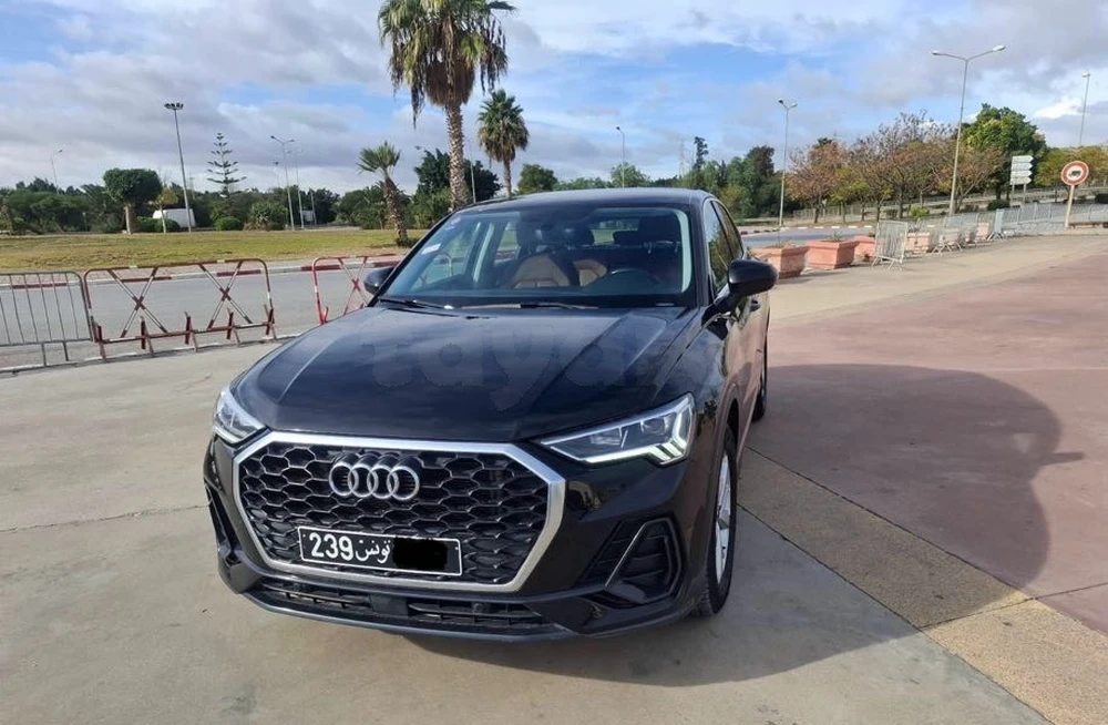 Carte voiture Audi Q3