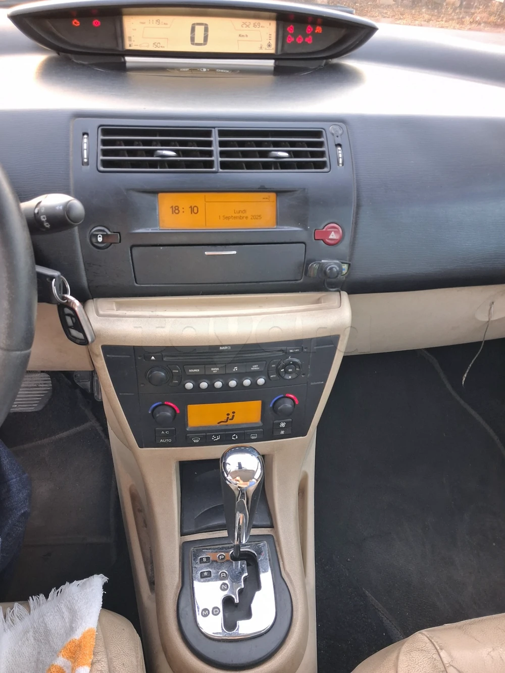 Carte voiture Citroen C4