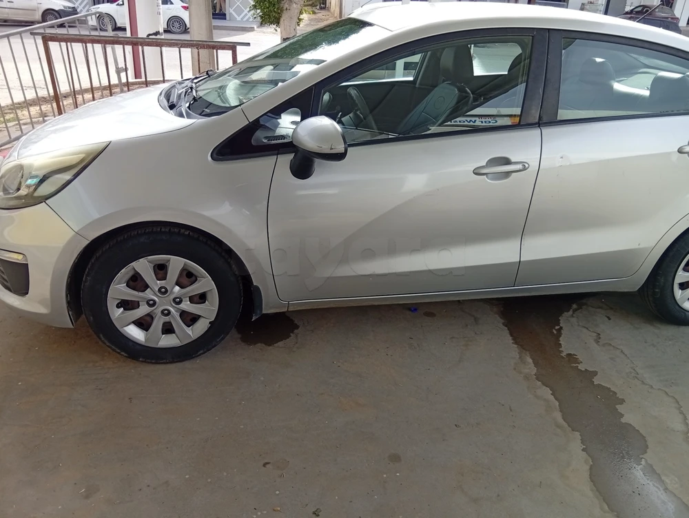 Carte voiture Kia Rio