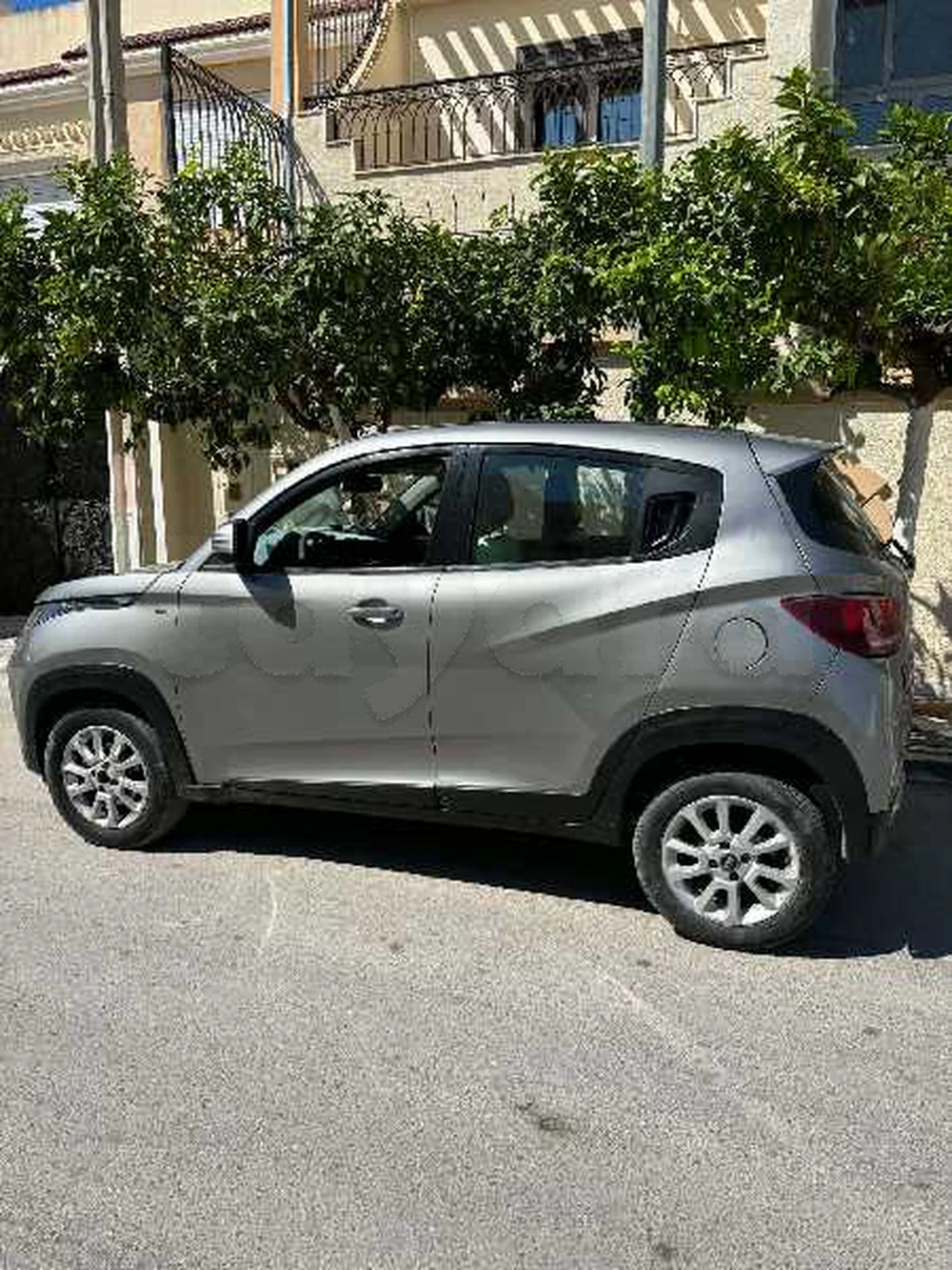 Mahindra Hover