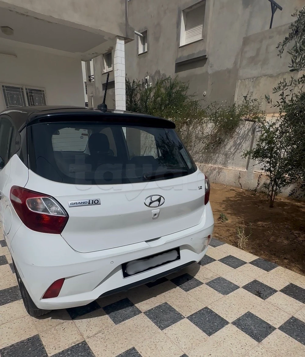 Carte voiture Hyundai Grand i10