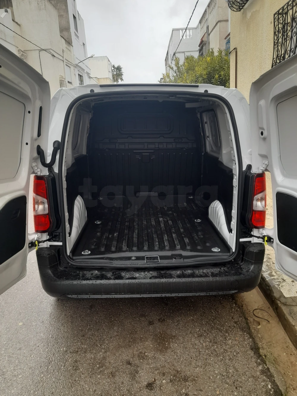 Carte voiture Peugeot Partner