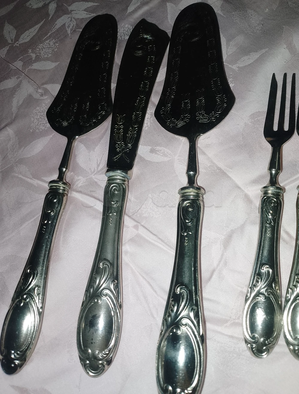 Ménagère gâteau Silver 800