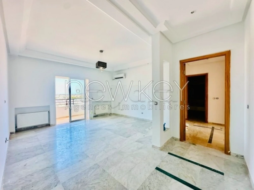 Appartement S+3 à louer à Ain Zaghouan nord