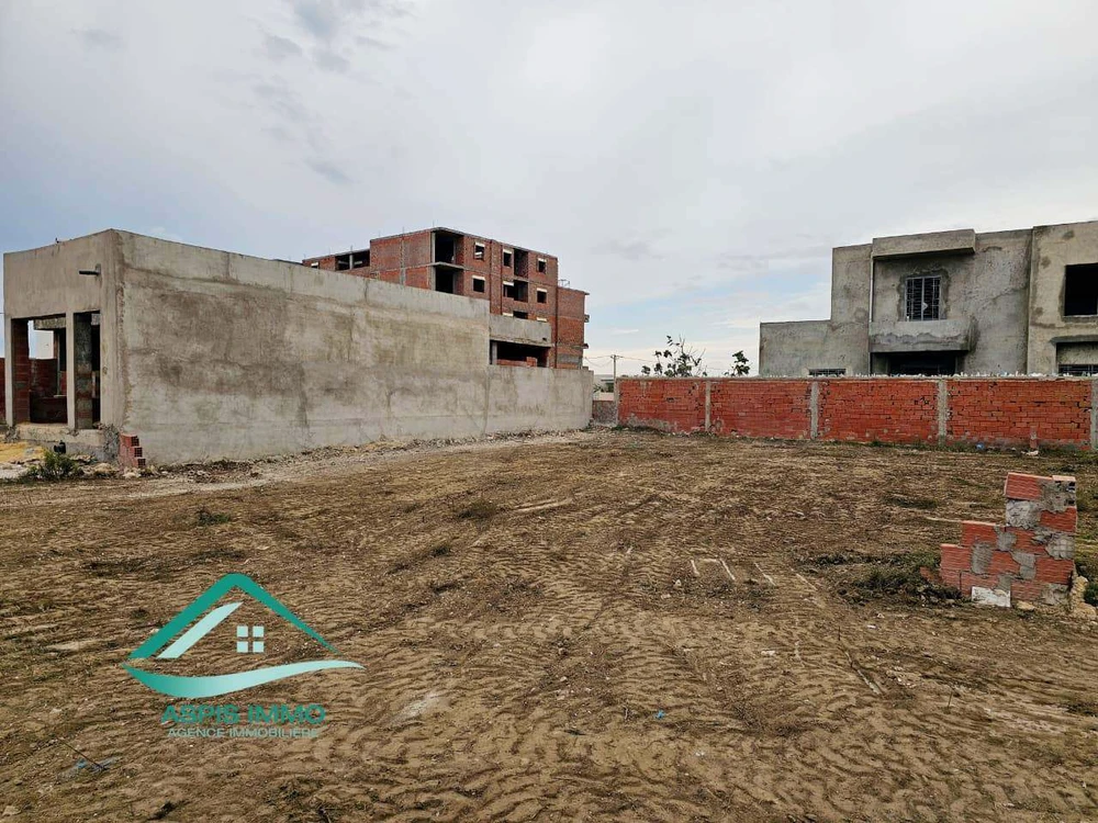 Terrain d'habitation 310 m² à cité Mirdès 2 Kelibia