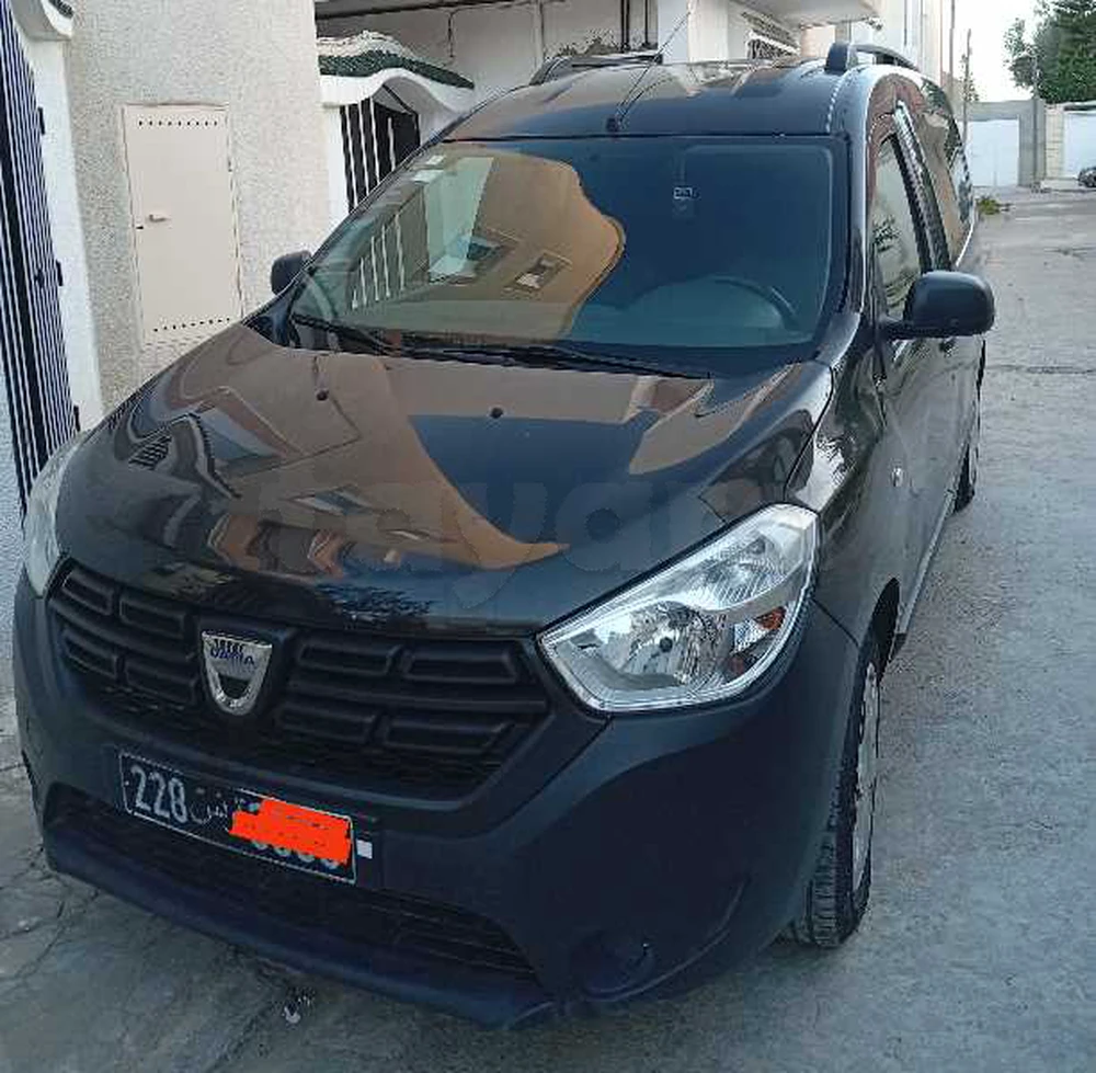 Carte voiture Dacia Dokker