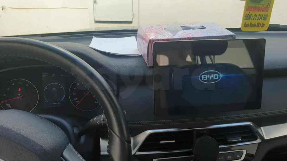 Carte voiture BYD F1