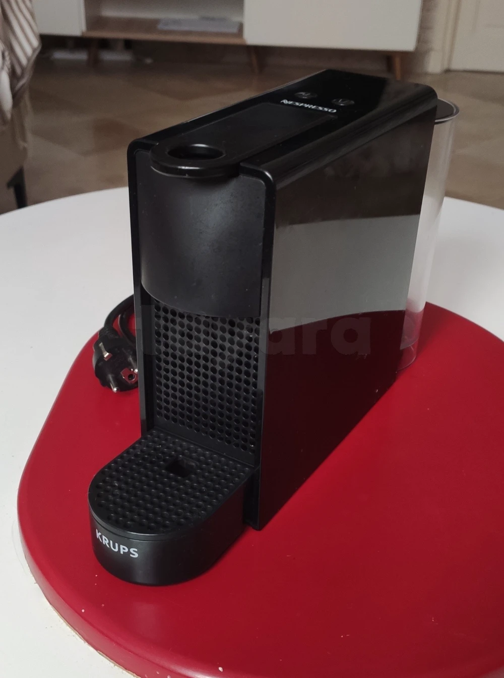 Machine à café Nespresso Essenza Mini