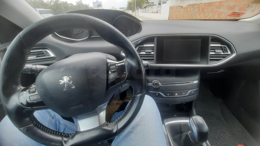 Carte voiture Peugeot 308