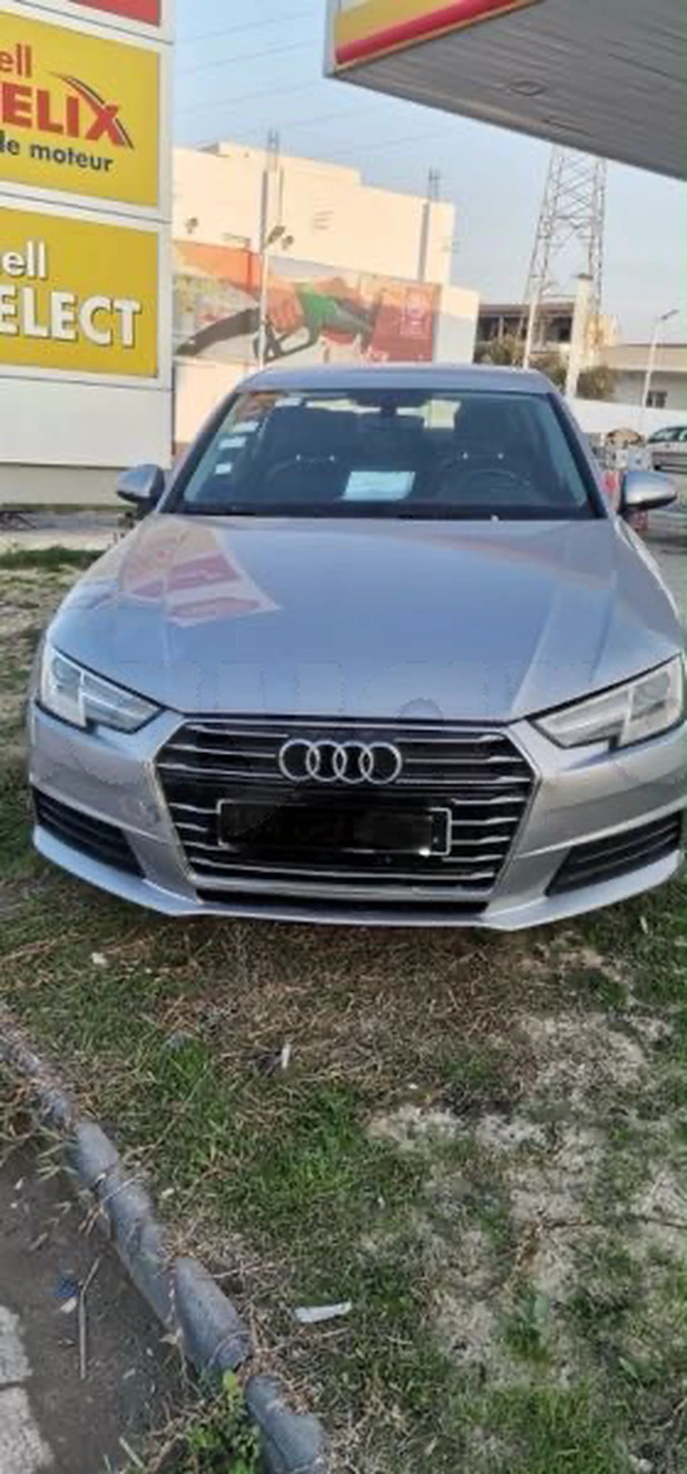 Carte voiture Audi A4