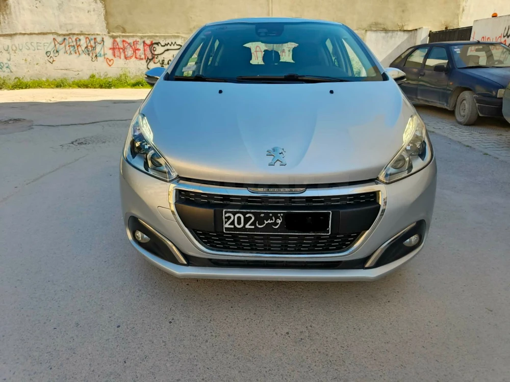 Carte voiture Peugeot 208