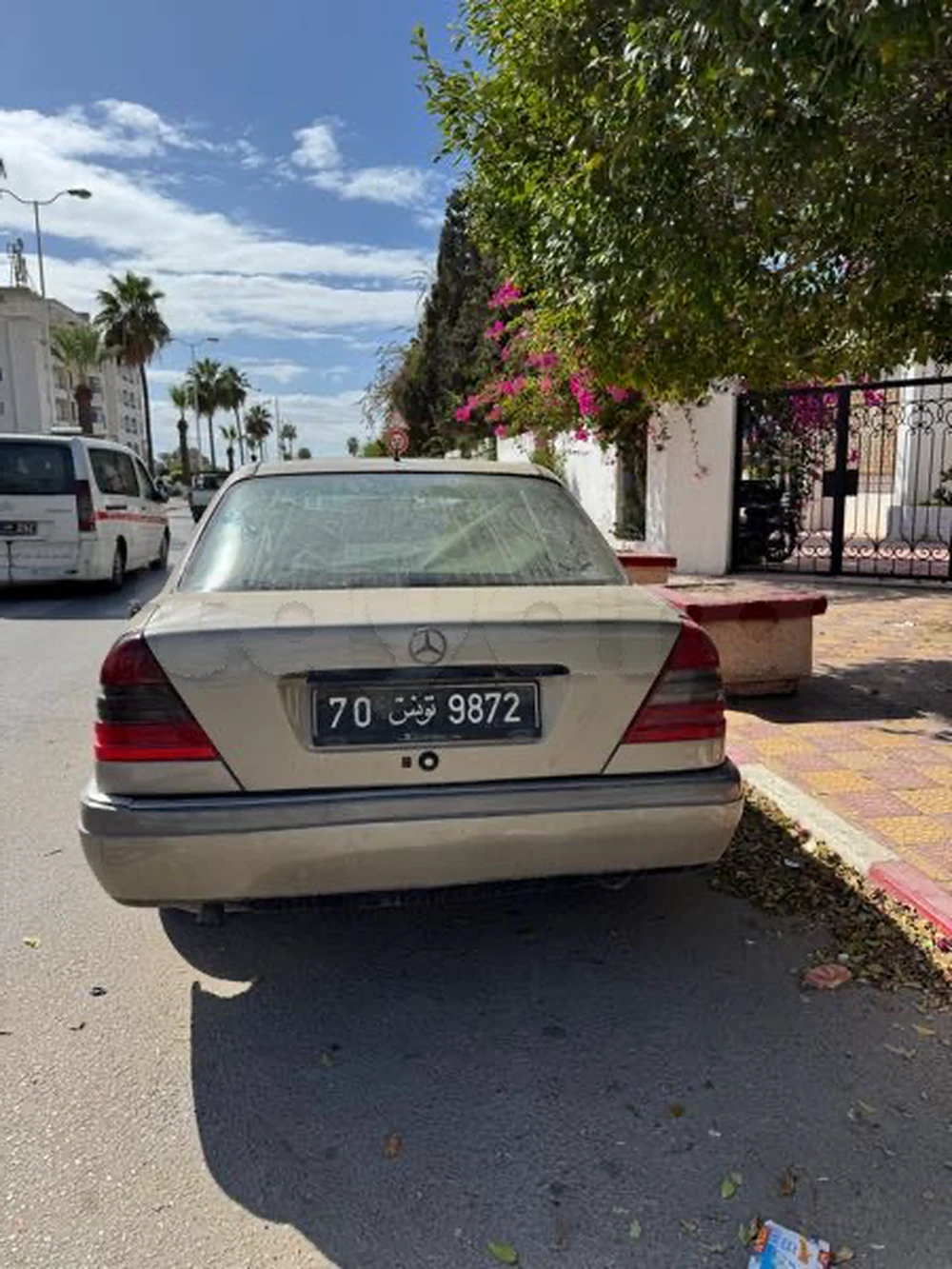 Mercedes-Benz 250