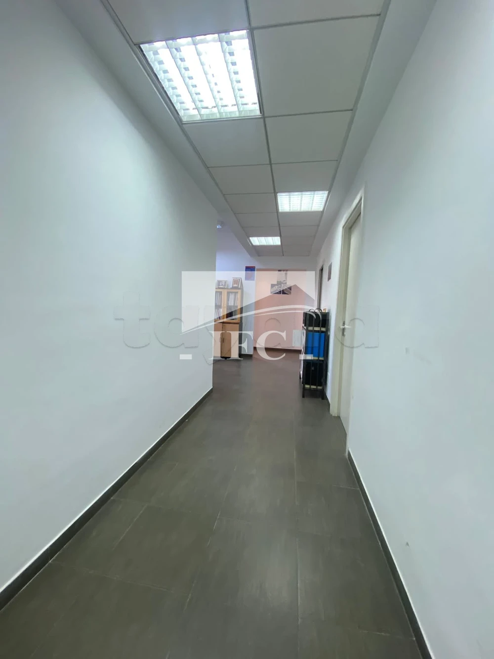 Bureau en 3 espaces - 112m² -montplaisir-IFCM255