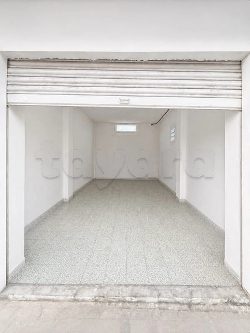 À louer local dépôt 20m²