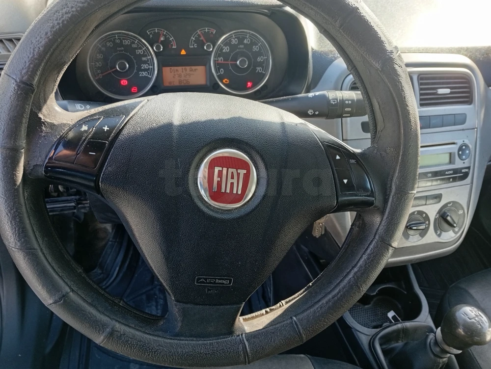 Carte voiture Fiat Punto