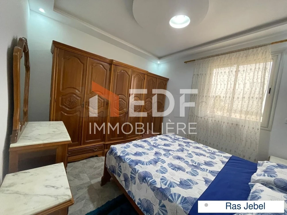 A Vendre Maison S+4 Route de la plage Ras Jebel – další