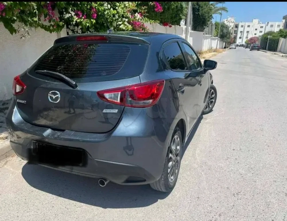 Mazda 2