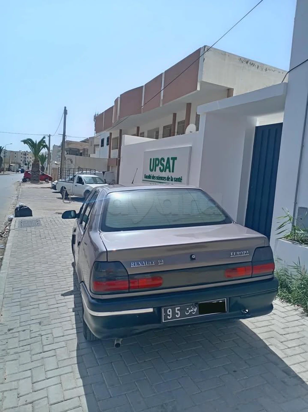 Renault 19