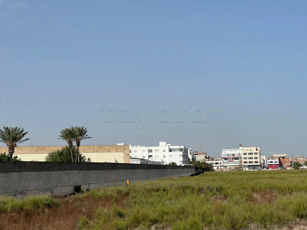 A vendre un terrain de 1032 m² urbaine R+2