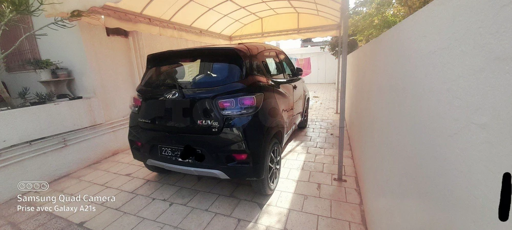 Carte voiture Mahindra Hover