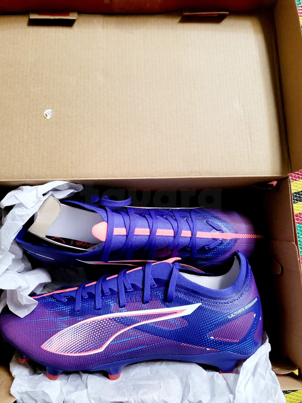 Crampon Puma 43, neuf, importé