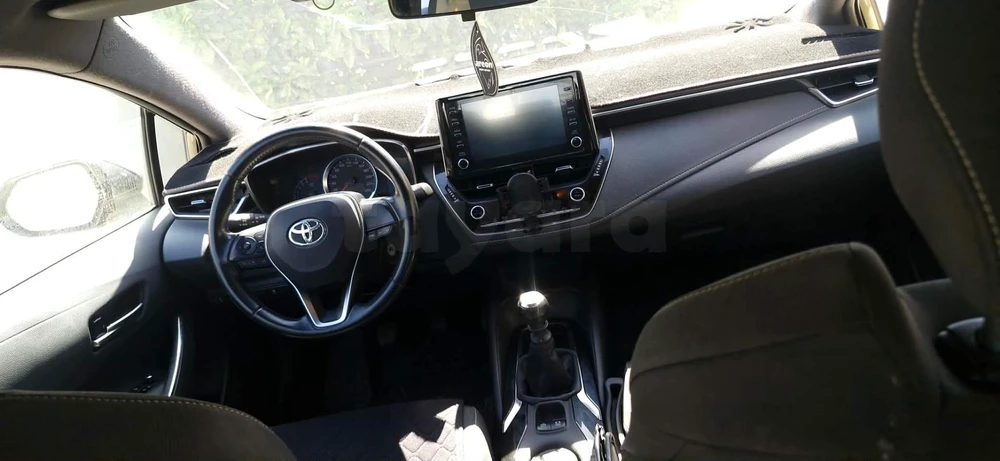 Carte voiture Toyota Corolla