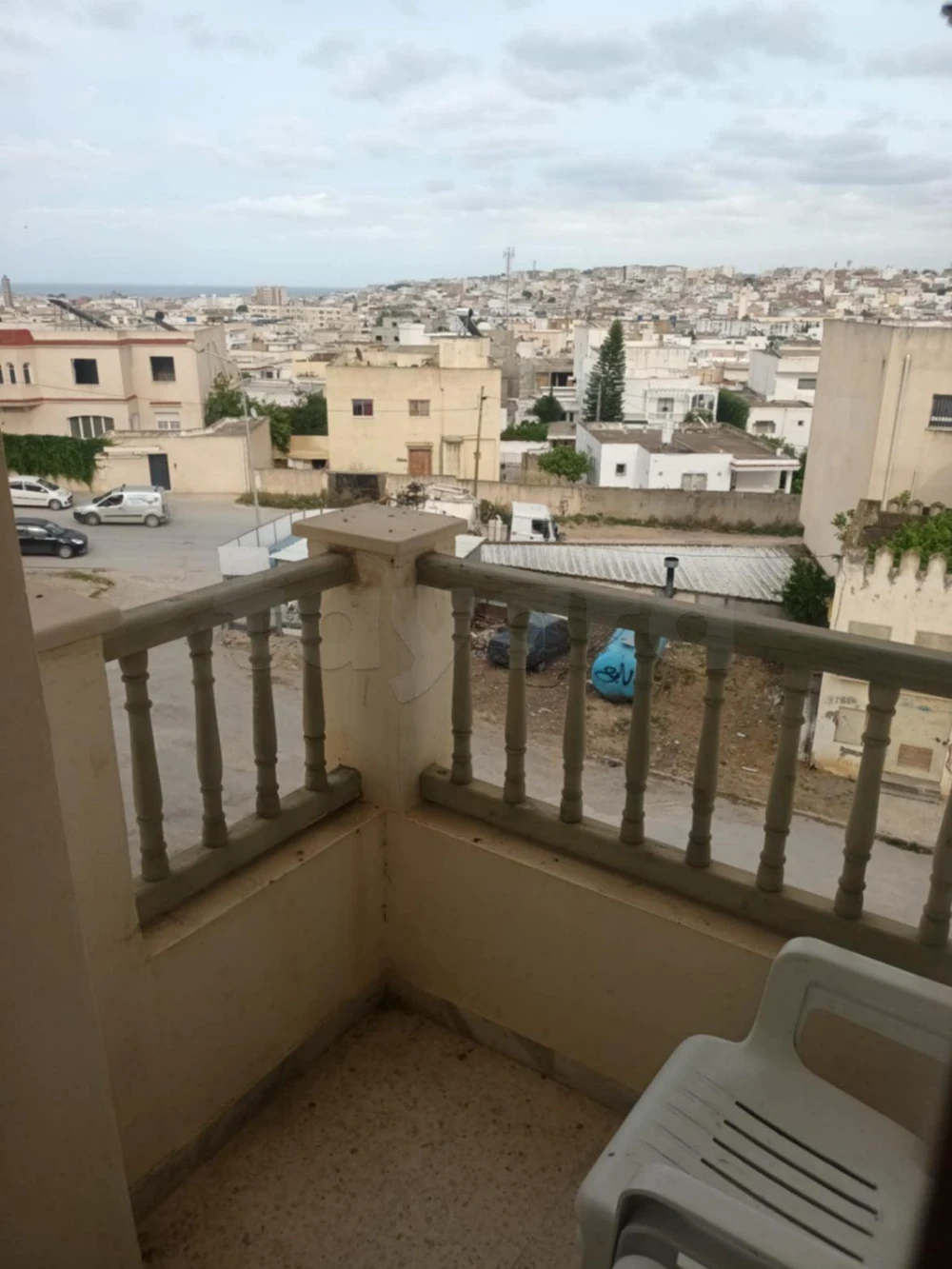 Un appartement s+2 à cité el borj pour location longue durée