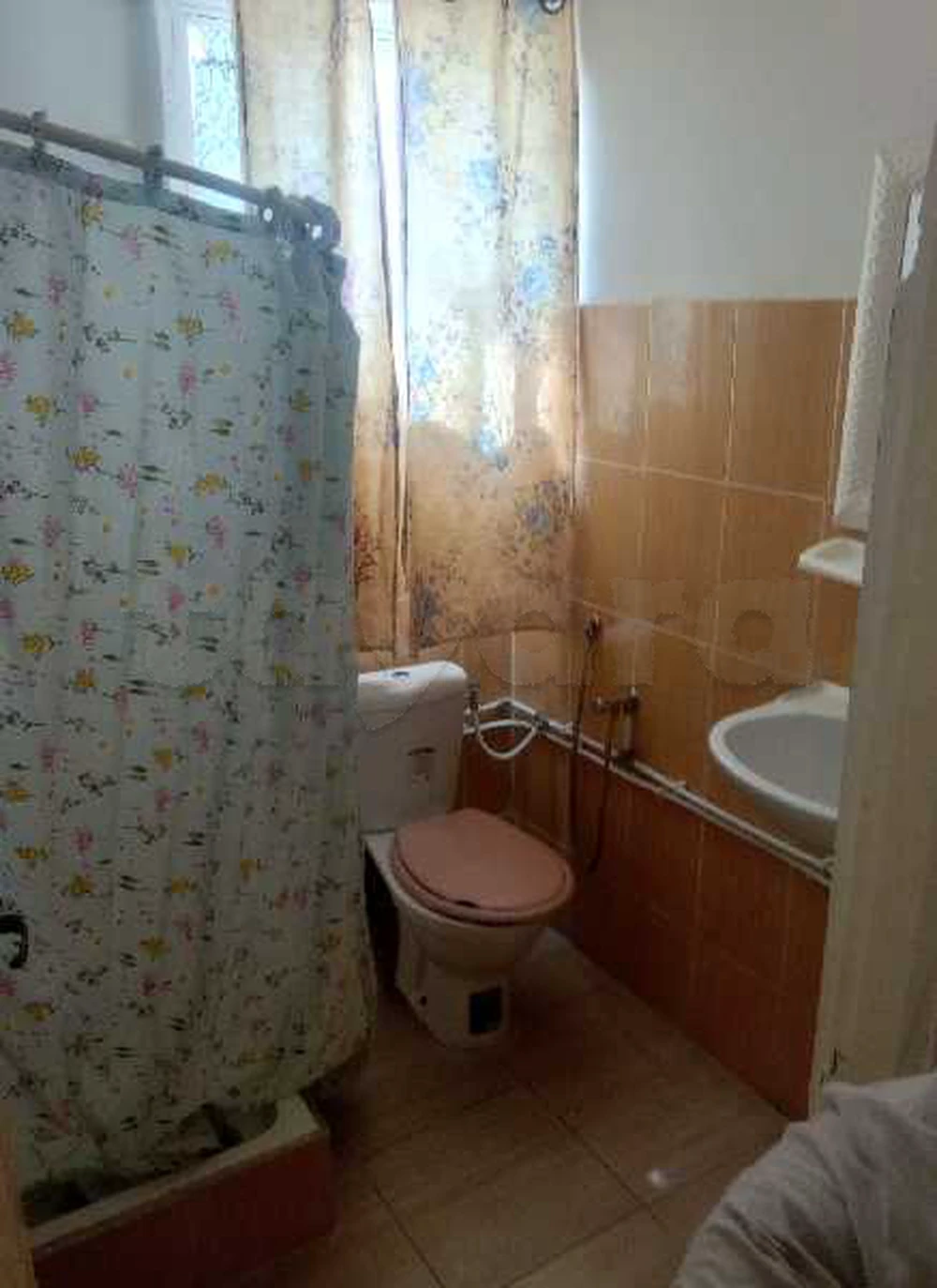 A louer un studio SO meuble à Menzah 7 - Vista 2