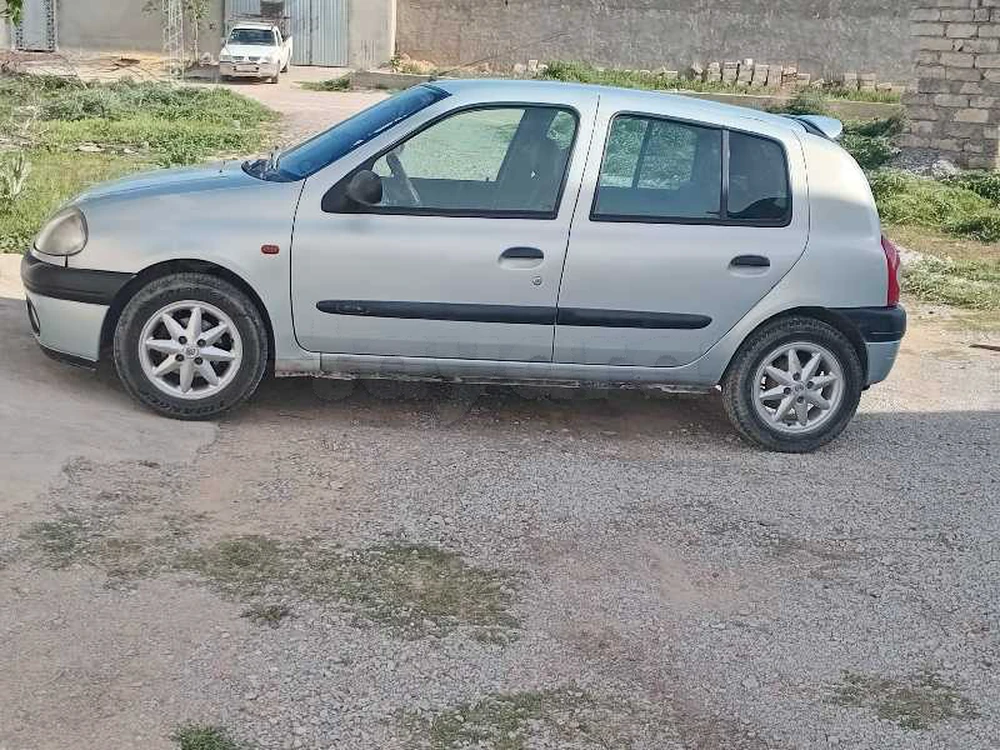 Carte voiture Renault Clio