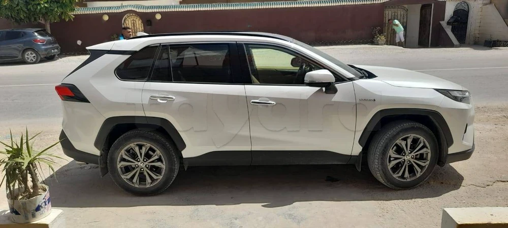 Carte voiture Toyota RAV 4