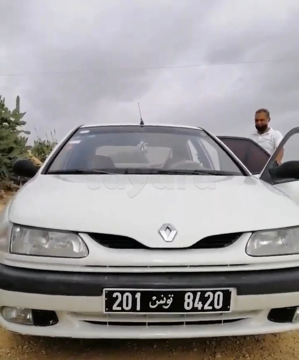 Carte voiture Renault Laguna