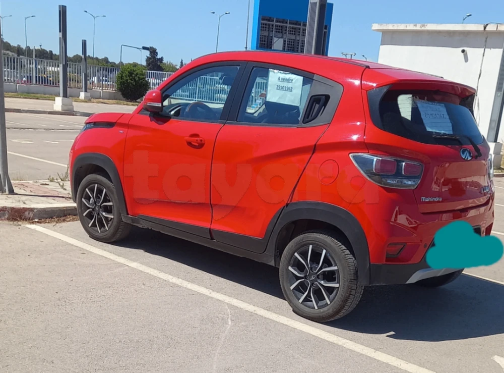 Carte voiture Mahindra Hover