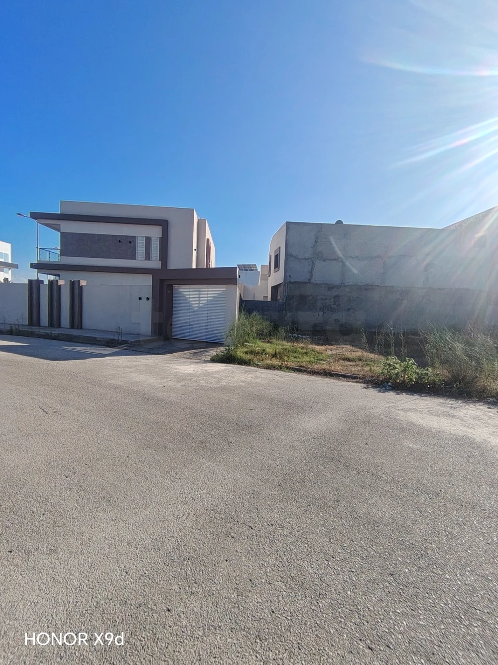 À VENDRE – MAGNIFIQUE TERRAIN QUI FAIT LE COIN À BORJ CÉDRIA 🔥