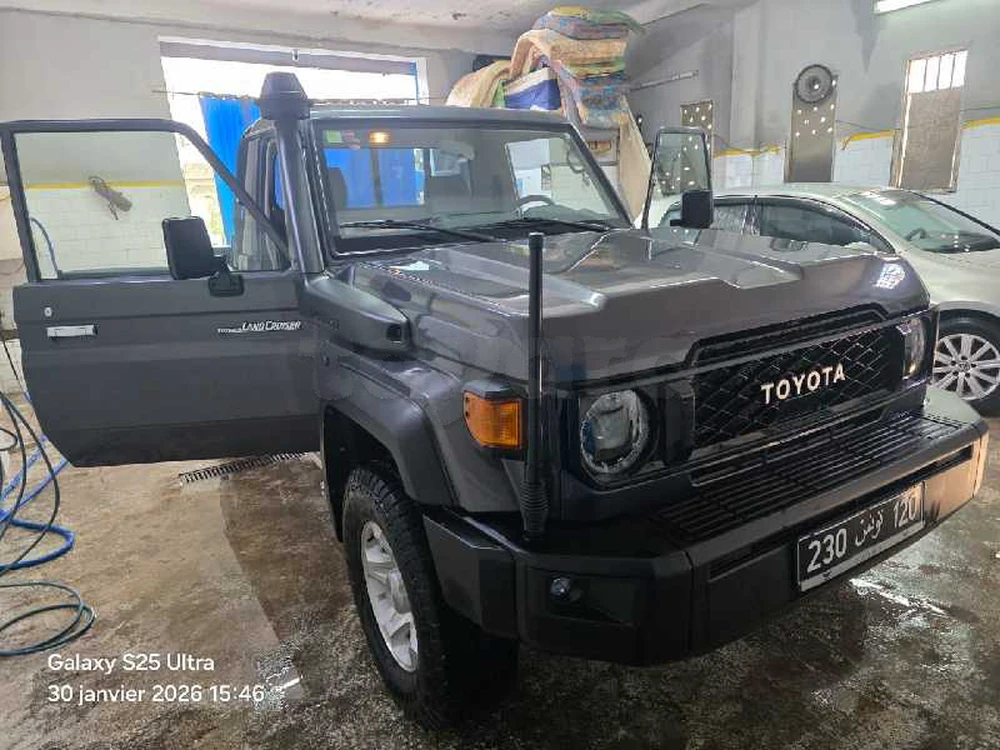 Carte voiture Toyota Land Cruiser