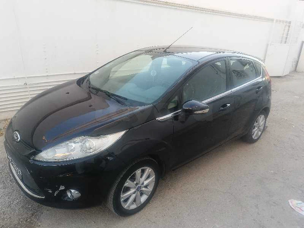 Carte voiture Ford Fiesta