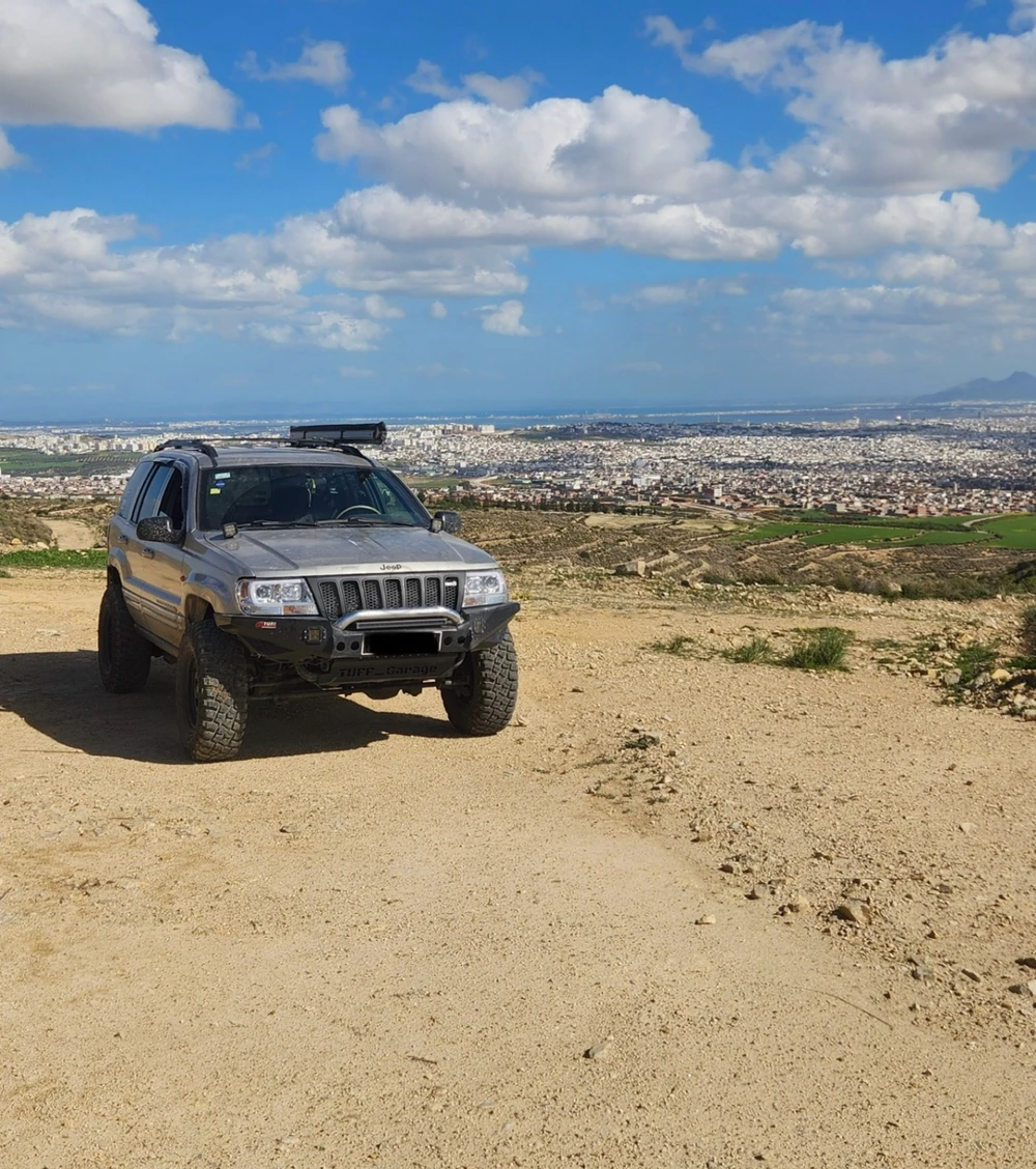 Carte voiture Jeep Grand Cherokee